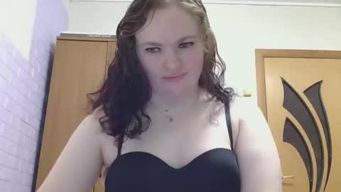 Agnettta online show from April 13, 3:28 pm