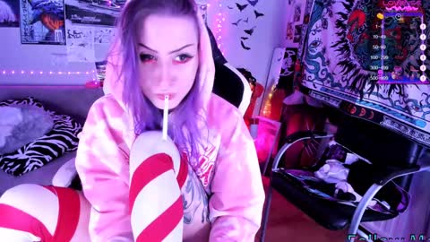 Snapshot of agonygirlxxx chatting on December 30, 1:37 am Evexxxx EX KKKRARE online show from December 30, 1:37 am