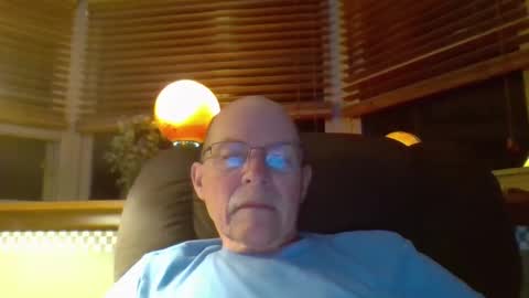 Snapshot of aguynrkfrd chatting on October 3, 9:50 am aguynrkfrd online show from October 3, 9:50 am