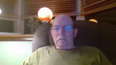 Snapshot of aguynrkfrd chatting on October 5, 9:40 am aguynrkfrd online show from October 5, 9:40 am