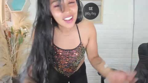 Snapshot of ahisha09 chatting on January 28, 5:03 pm Ahisha online show from January 28, 5:03 pm