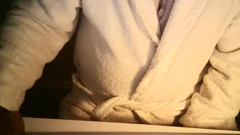 Ole online show from November 10, 1:48 am