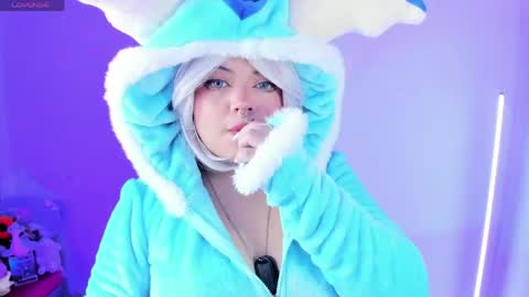 Ahri help me get to 100  online show from April 17, 3:09 am