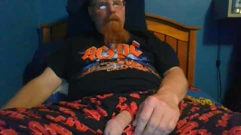 Snapshot of ahrnycumtoy chatting on June 27, 6:51 am hrnycummer online show from June 27, 6:51 am