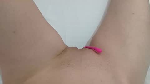 Snapshot of ahsexi chatting on February 6, 1:25 pm Taylor online show from February 6, 1:25 pm