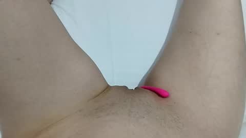 Snapshot of ahsexi chatting on March 5, 12:06 am Taylor online show from March 5, 12:06 am