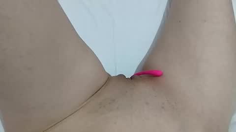 Taylor online show from April 19, 5:12 pm