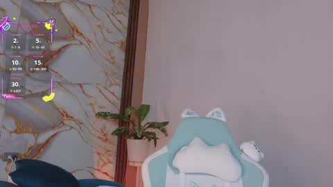 Snapshot of ahvi_ebony chatting on May 12, 1:41 pm Ahvi Ebony online show from May 12, 1:41 pm