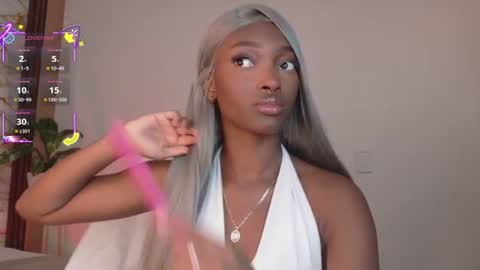 Snapshot of ahvi_ebony chatting on July 21, 2:19 pm Ahvi Ebony online show from July 21, 2:19 pm