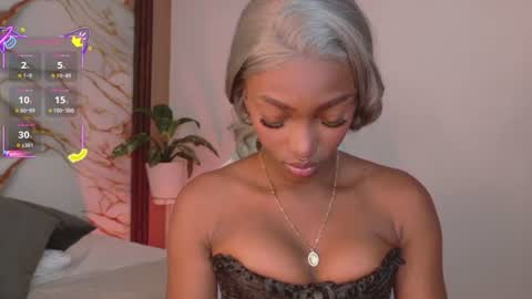 Snapshot of ahvi_ebony chatting on July 26, 2:46 pm Ahvi Ebony online show from July 26, 2:46 pm