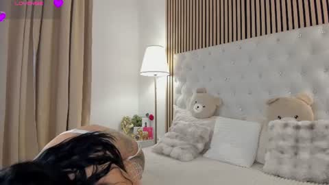 Snapshot of ai_bamby chatting on July 22, 9:34 am Sarah online show from July 22, 9:34 am