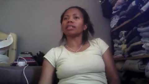 Aicha boobs online show from October 13, 3:50 am