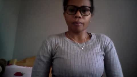 Aicha boobs online show from March 16, 5:24 am