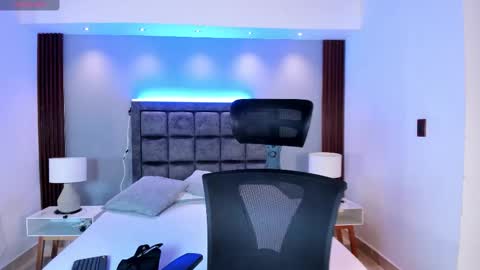 aidajoness online show from February 17, 11:40 am