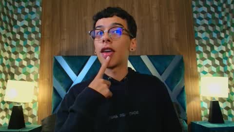 aiden_royce online show from October 10, 4:00 am