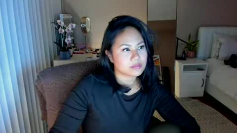 Snapshot of aigenerator chatting on November 16, 1:22 am Giana online show from November 16, 1:22 am