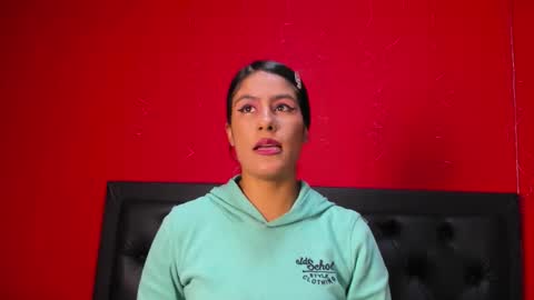 Ailyn online show from March 10, 10:04 pm