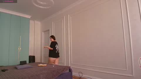 Snapshot of aiko_mainee chatting on April 19, 10:03 am aiko_mainee online show from April 19, 10:03 am