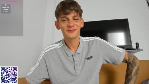 Snapshot of aiko_miracle chatting on February 5, 7:46 am birthday here online show from February 5, 7:46 am