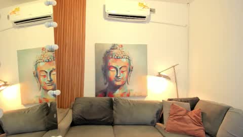 Alisson online show from October 22, 7:35 pm