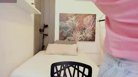 Snapshot of ailann_ chatting on July 10, 7:38 pm Alisson online show from July 10, 7:38 pm