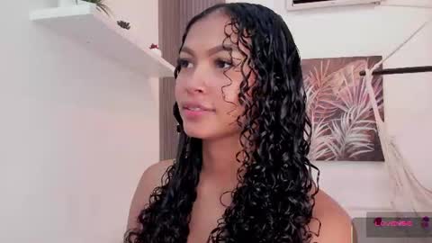 Snapshot of ailann_ chatting on July 15, 7:41 pm Alisson online show from July 15, 7:41 pm