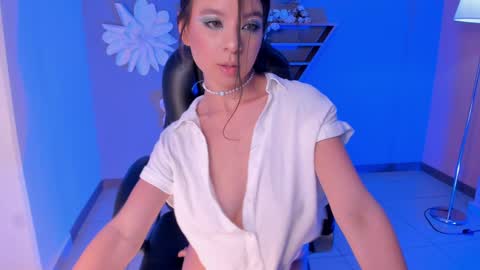 Snapshot of aileenvega chatting on December 12, 11:14 pm AILEEN VEGA online show from December 12, 11:14 pm