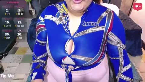 Ailyn rouss online show from March 10, 1:54 am