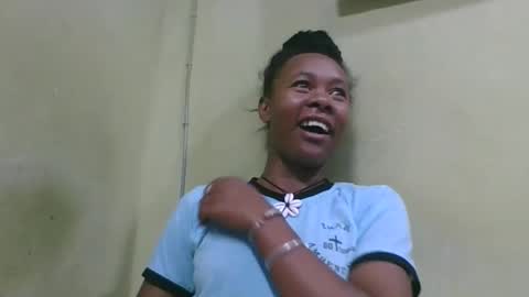 aimee982179 online show from April 18, 3:10 am