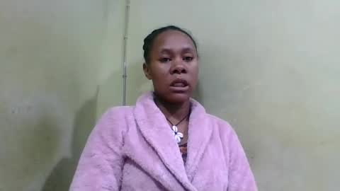Snapshot of aimee982179 chatting on June 11, 2:53 am aimee982179 online show from June 11, 2:53 am