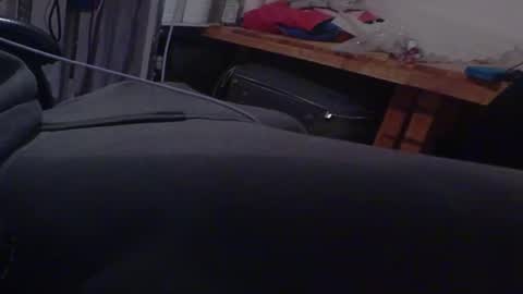 Snapshot of aimkey187 chatting on October 26, 4:02 pm sL4ve187 online show from October 26, 4:02 pm