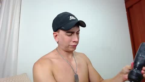 IAN online show from March 4, 1:17 pm