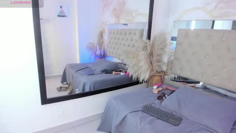 Ainaah  online show from February 17, 2:37 pm