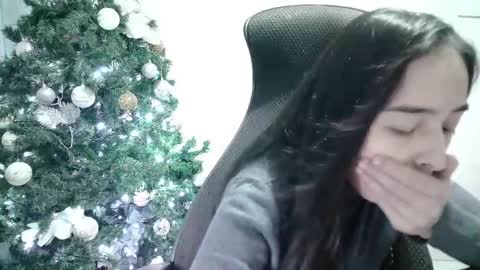 Snapshot of aineangeel chatting on January 25, 3:51 am AINE online show from January 25, 3:51 am