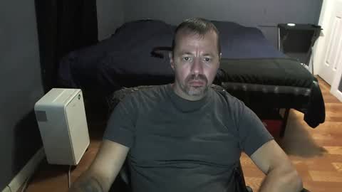 Snapshot of airbornelunsford39 chatting on December 18, 11:19 pm Daddy online show from December 18, 11:19 pm