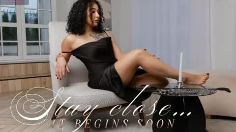 Aisha online show from April 18, 5:44 am