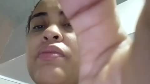 Snapshot of aisha_koswell3 chatting on July 12, 4:31 pm aisha koswell3 online show from July 12, 4:31 pm
