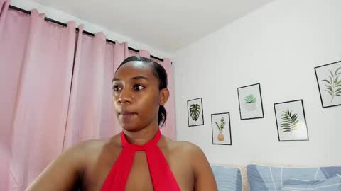 Snapshot of aisha_w10 chatting on February 22, 12:29 pm Aisha online show from February 22, 12:29 pm