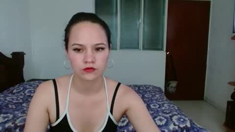 Snapshot of aishafuckaas chatting on May 14, 10:49 pm aishafuckaas online show from May 14, 10:49 pm