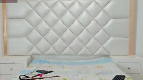 Snapshot of aishasounders chatting on February 1, 6:19 pm aishasounders online show from February 1, 6:19 pm