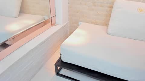  AITANA online show from February 24, 3:37 am