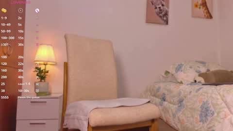 Snapshot of aitanaa1_ chatting on May 12, 9:56 pm Aitana online show from May 12, 9:56 pm