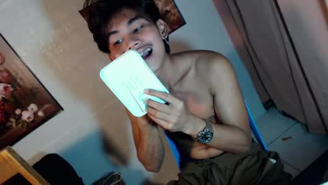 Snapshot of aivanboyyy chatting on July 15, 8:30 am aivanboyyy online show from July 15, 8:30 am