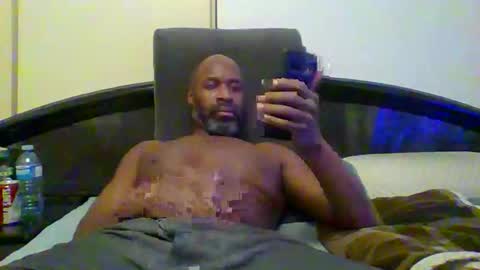 Snapshot of aj297914 chatting on February 1, 1:15 am aj297914 online show from February 1, 1:15 am