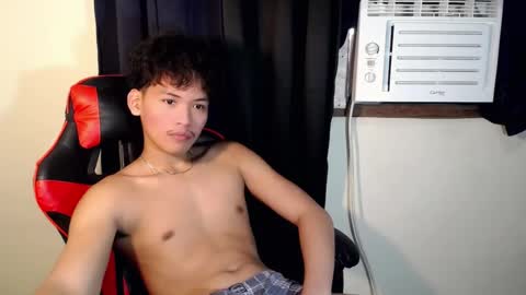 Snapshot of aj_daksxx chatting on July 2, 2:33 am aj_daksxx online show from July 2, 2:33 am