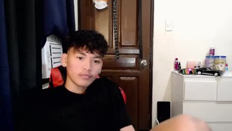 Snapshot of aj_daksxx chatting on July 25, 1:58 am aj_daksxx online show from July 25, 1:58 am