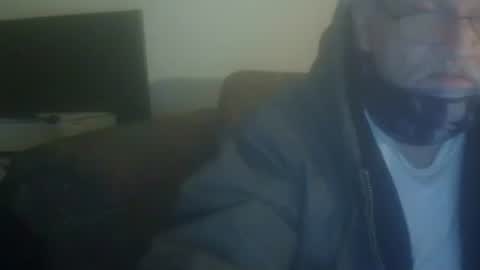Snapshot of ajames6961 chatting on May 28, 3:48 am ajames6961 online show from May 28, 3:48 am