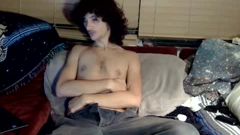 Snapshot of ajangel_ chatting on April 9, 3:17 am Angel Dl online show from April 9, 3:17 am