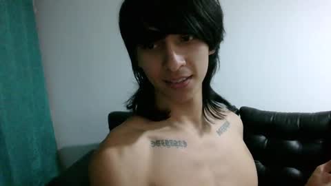 Snapshot of ajhoansebastian94 chatting on January 10, 4:47 am SebasT-sex online show from January 10, 4:47 am