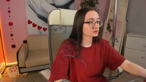 Snapshot of akaheby chatting on February 18, 12:06 pm akaheby online show from February 18, 12:06 pm